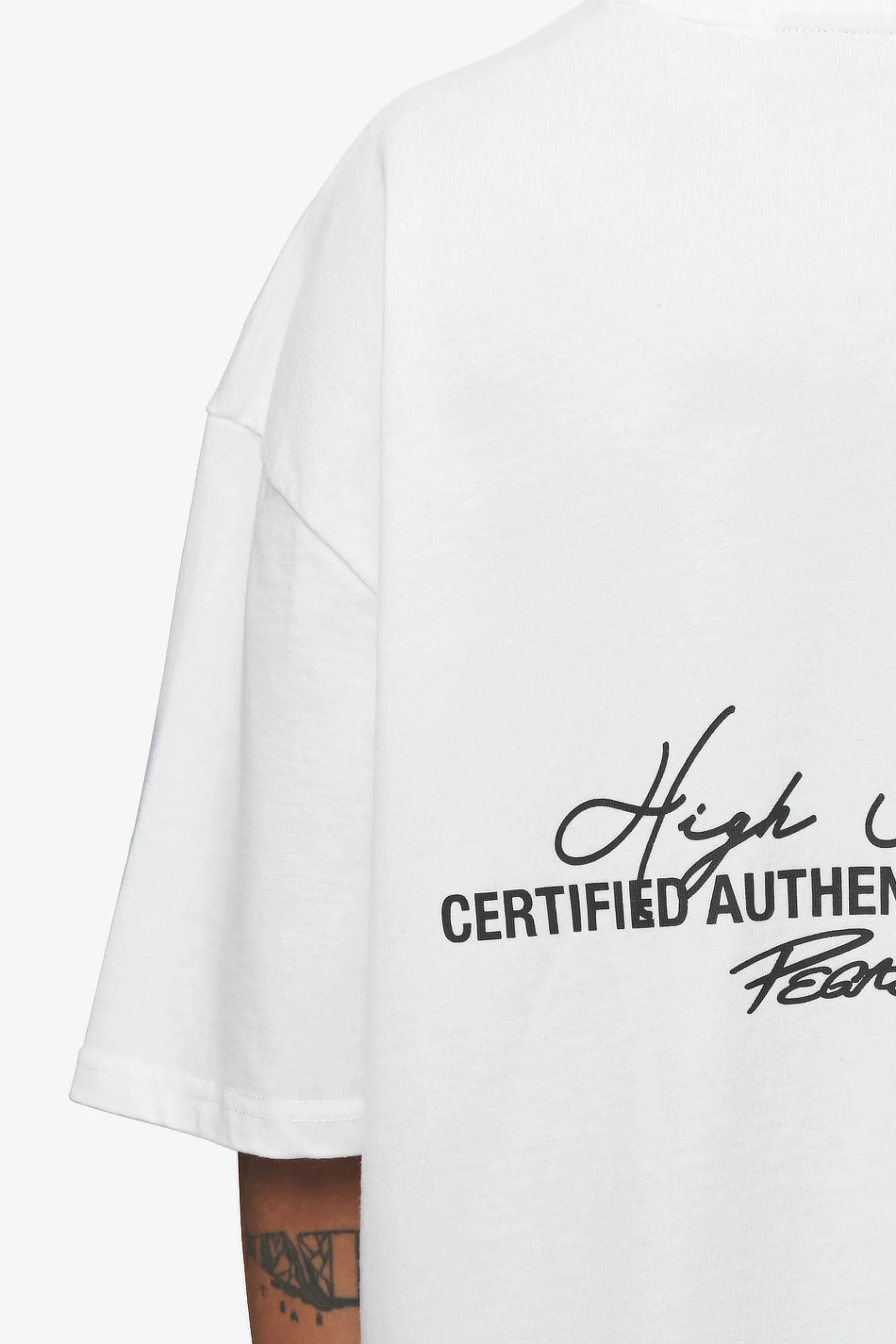 Pegador Tees|Banberry Oversized Tee White