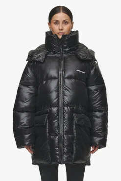 Pegador Jackets|Izzy Light Glossy Short Puffer Coat Black