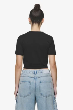 Pegador Tees|Jenna Cropped Baby Tee Black