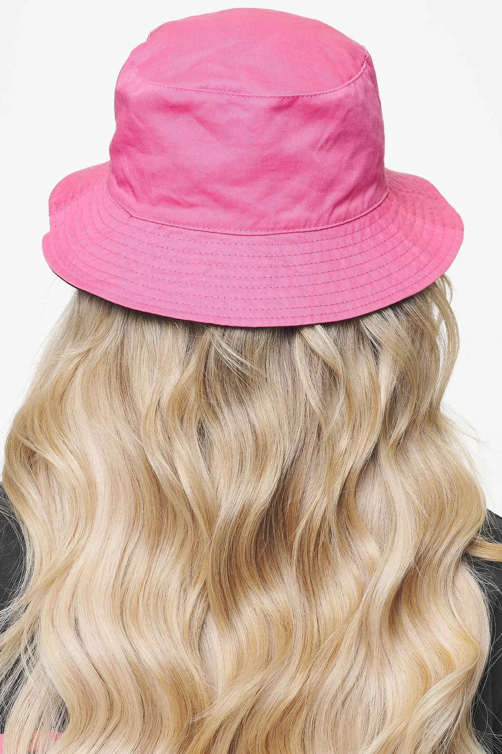 Pegador Caps & Hats|Juan Reversible Bucket Hat Black Strawberry