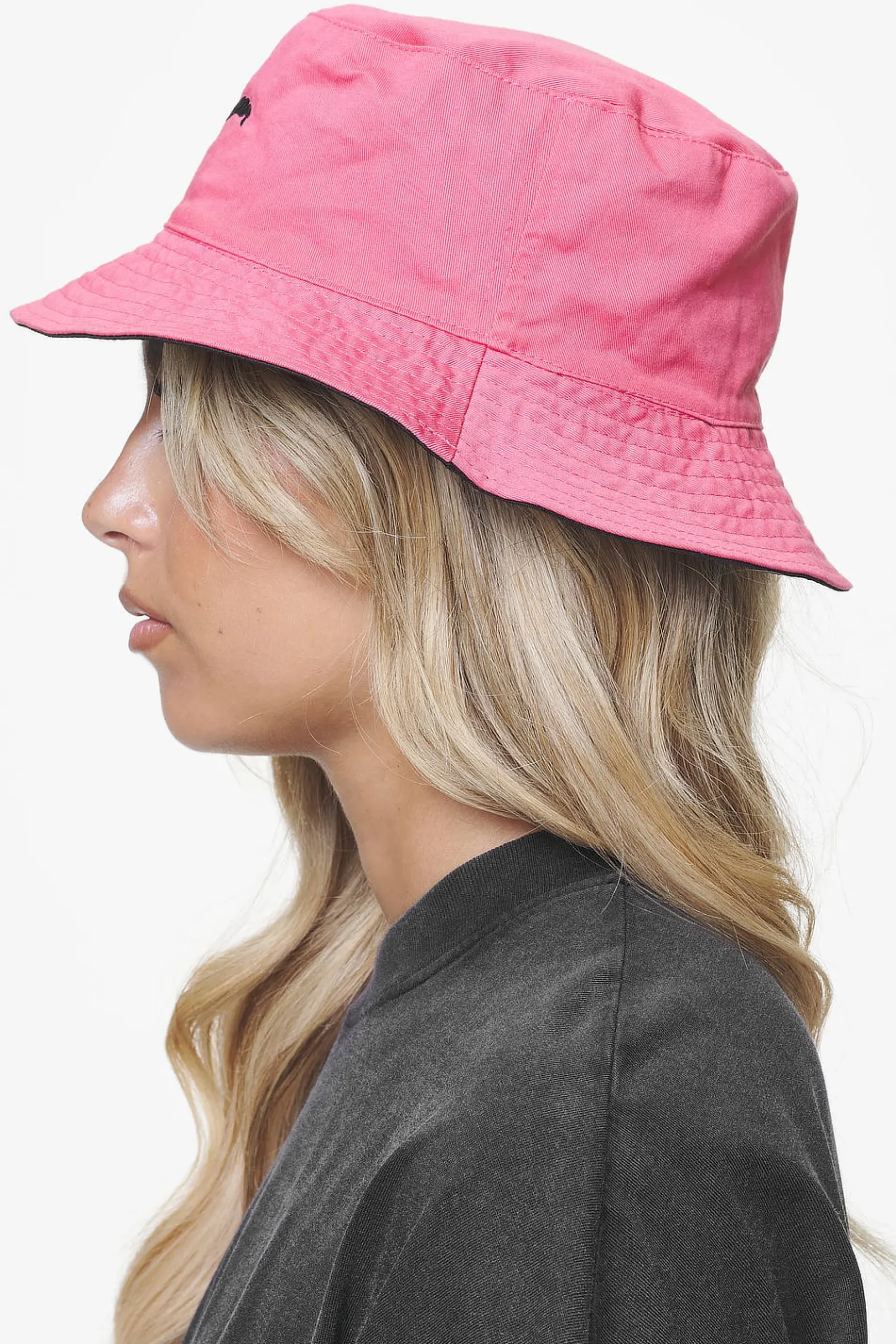 Pegador Caps & Hats|Juan Reversible Bucket Hat Black Strawberry