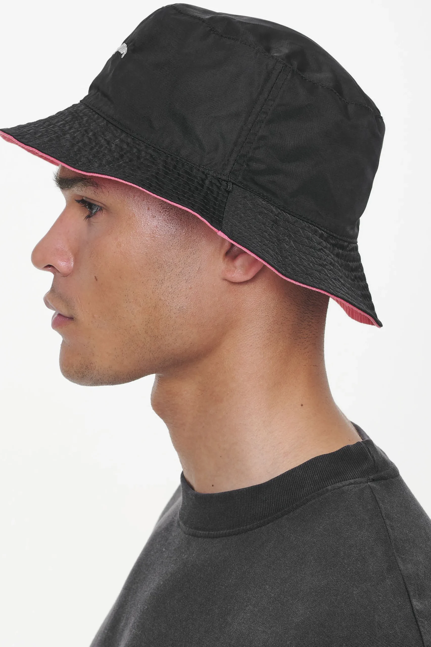 Pegador Caps & Hats|Juan Reversible Bucket Hat Black Strawberry