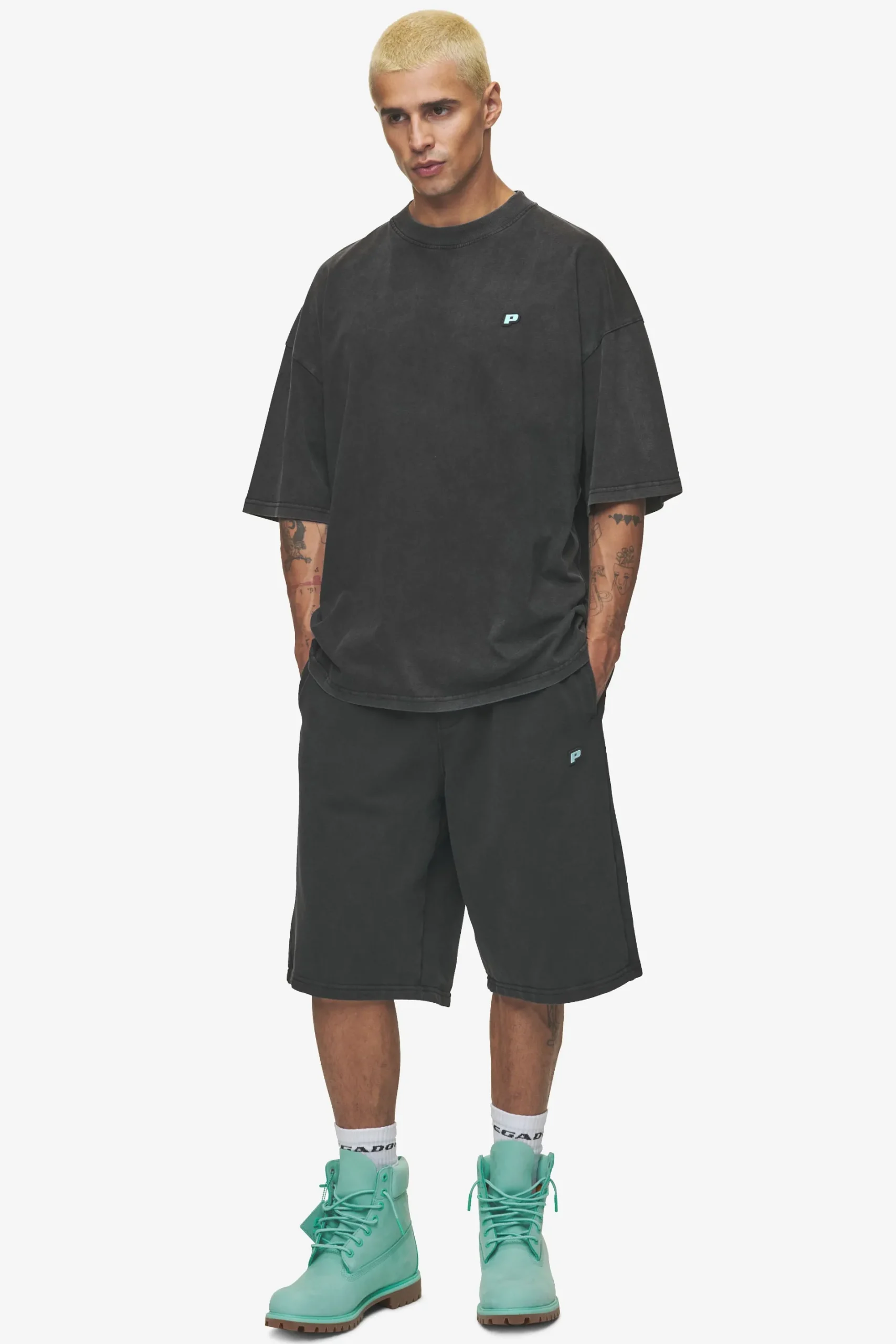 Pegador Tees|Leono Boxy Tee Sky Blue Gum Vintage black
