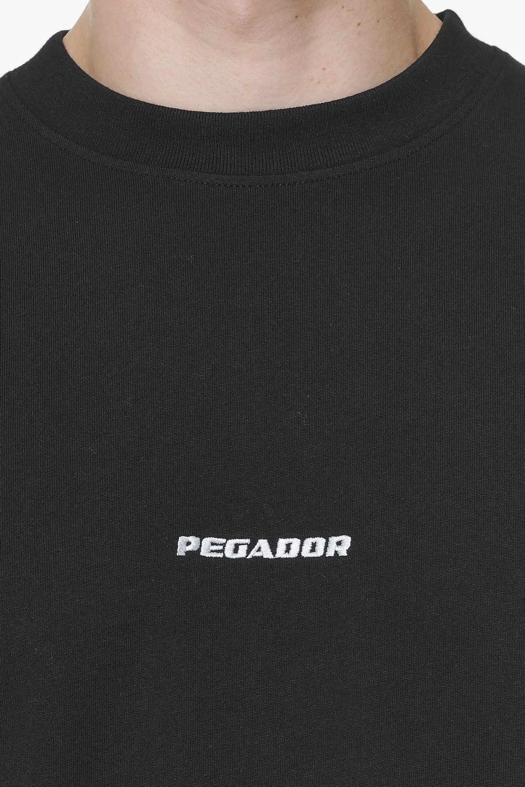 Pegador Tees|Logo Boxy Tee Vintage washed onyx black