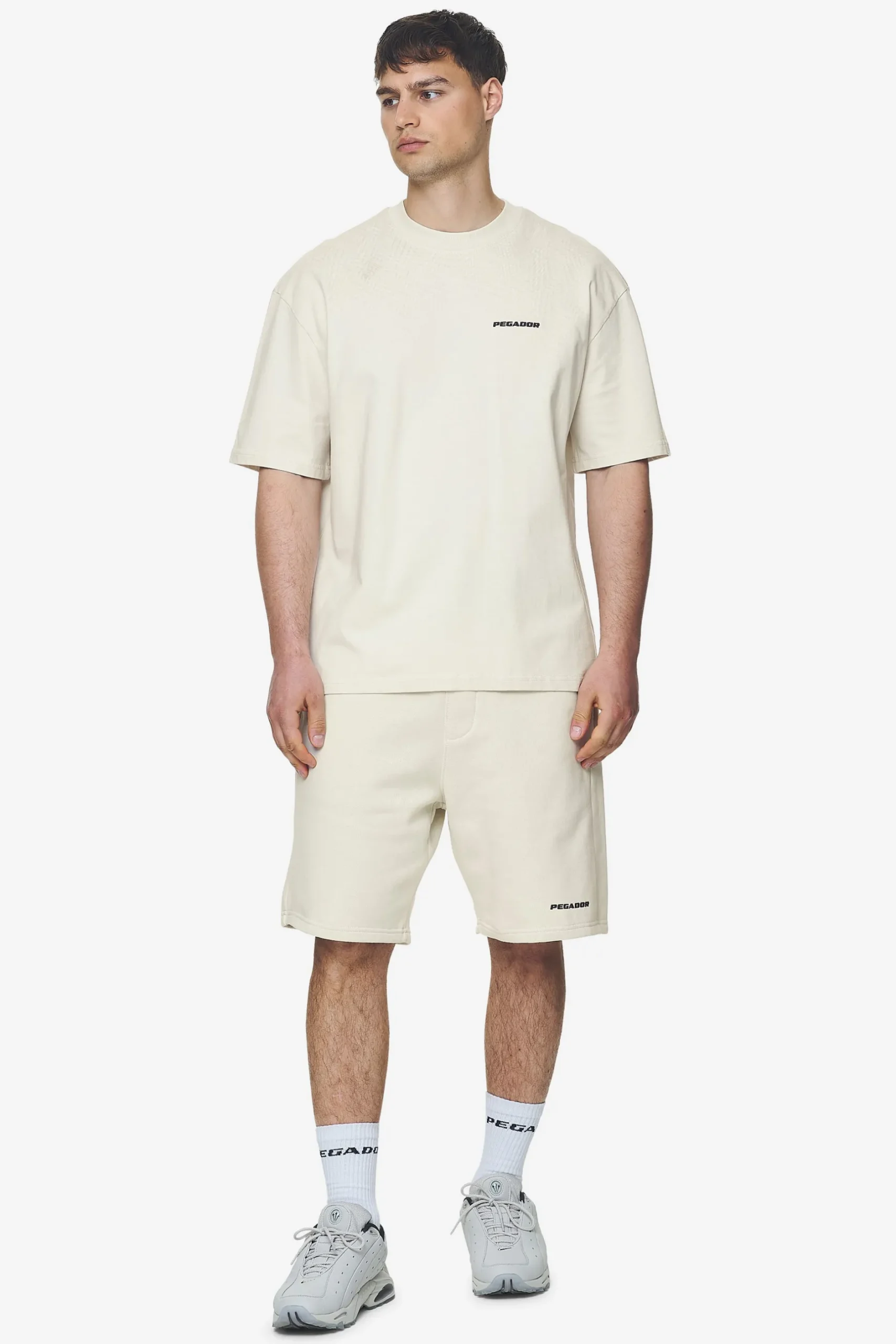 Pegador Tees|Logo Oversized Tee Black Gum Washed salty cream