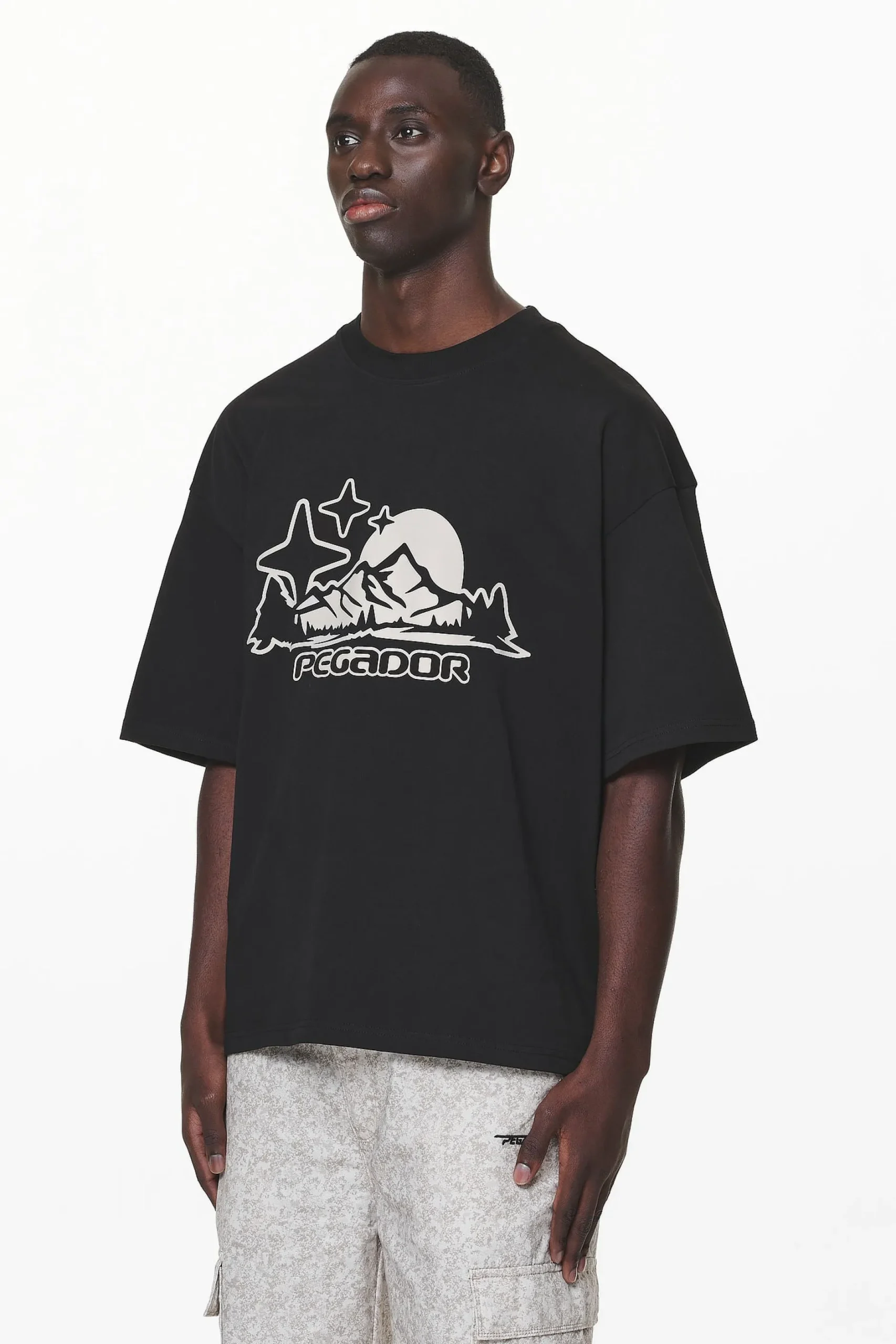 Pegador Tees|Pansy Boxy Tee Black