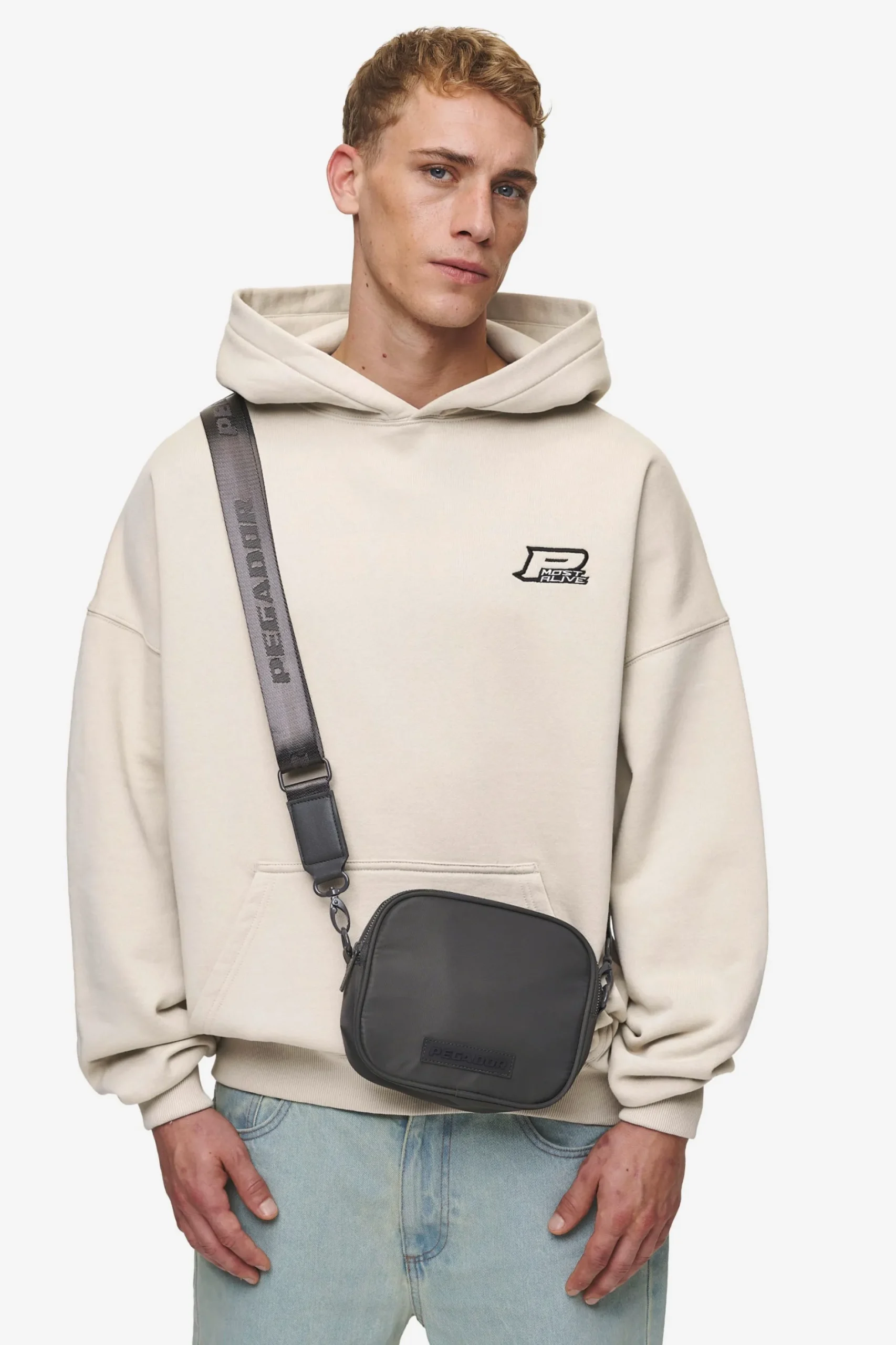 Pegador Bags|Bags|Rubber Logo Patch Nylon Shoulder Strap Bag Anthracite