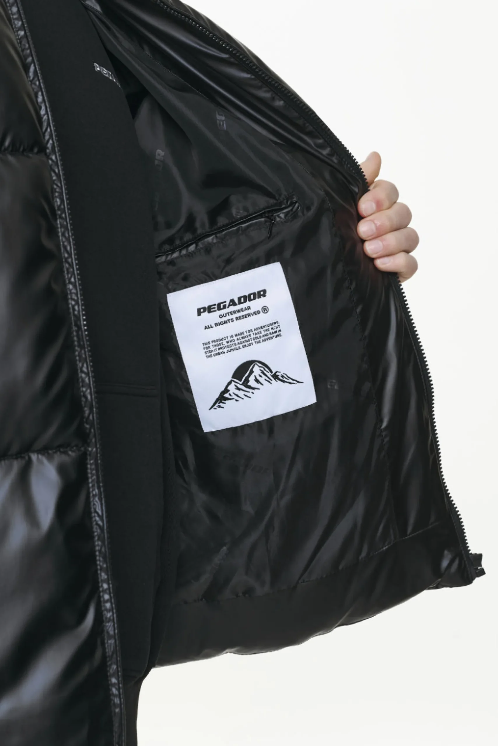 Pegador Jackets|Solin Glossy Puffer Jacket Black