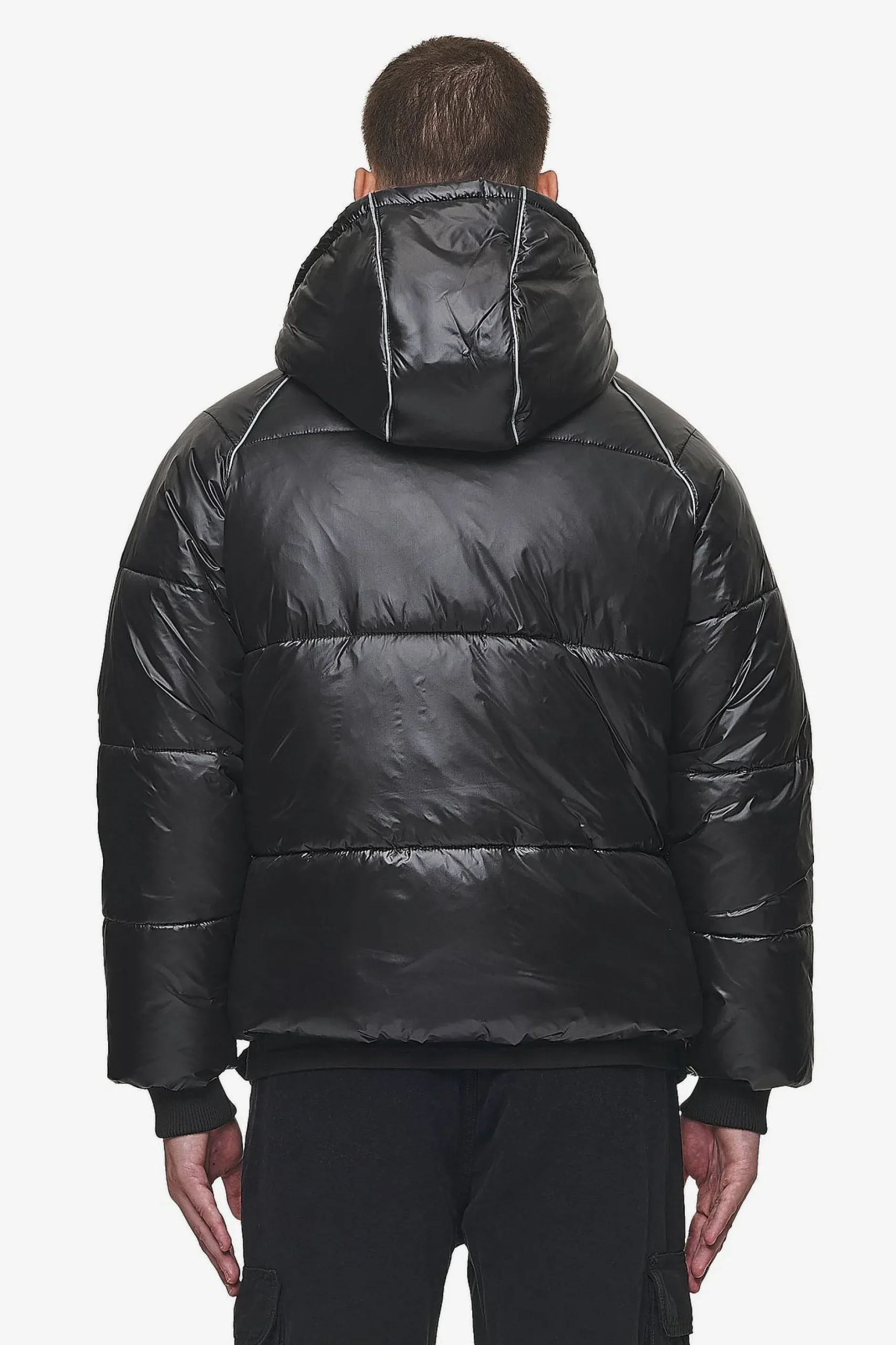 Pegador Jackets|Toby Raglan Puffer Jacket Black
