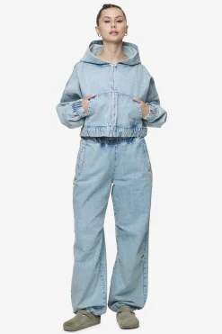 Pegador Zip Hoodies|Jackets|Zona Cropped Denim Zip Jacket Washed Pale Blue